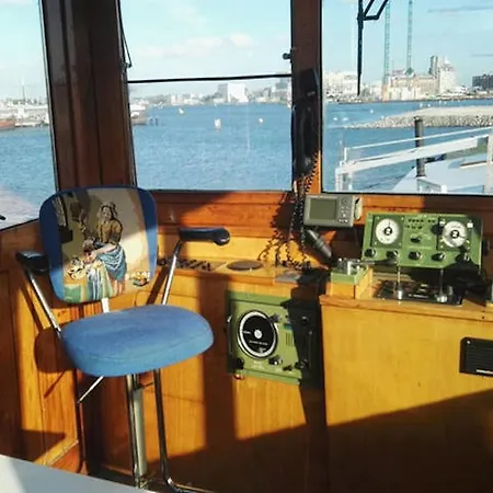 Daire Private Loft On Houseboat