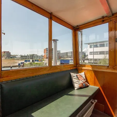 Daire Private Loft On Houseboat