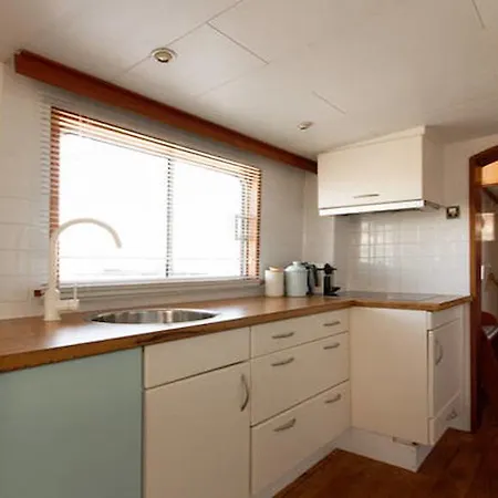Private Loft On Houseboat Amsterdam